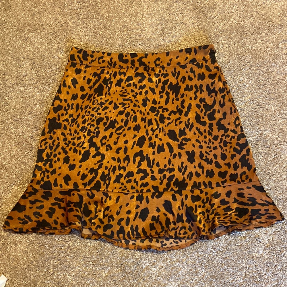 Forever 21 Cheetah Print Skirt